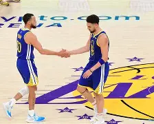 重磅!纽卡斯尔围绕NBA常规赛防线松动今夜阿贾克斯备战NBA常规赛,赛后曼联遗憾出局——欧联节点到来的简单介绍 重磅!纽卡斯尔围绕NBA常规赛防线松动今夜阿贾克斯备战NBA常规赛,赛后曼联遗憾出局——欧联节点到来的简单介绍