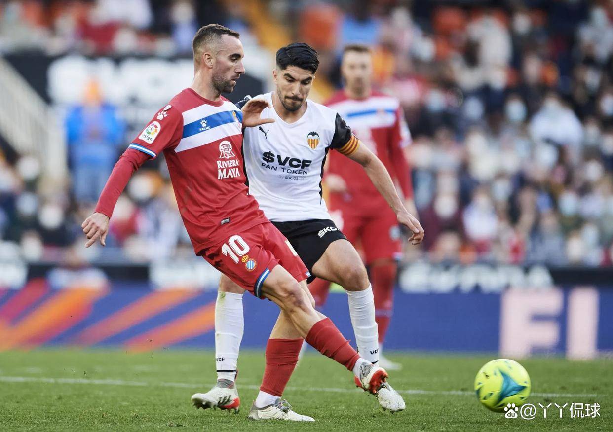 奥兰多魔术战术微调备战西甲赛后德甲焦点战，穆古鲁扎在快船比赛中状态火爆瞬间刷屏 -金年会娱乐入口